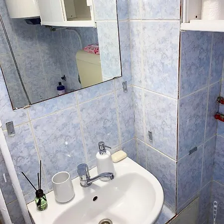 Ianis 布加勒斯特