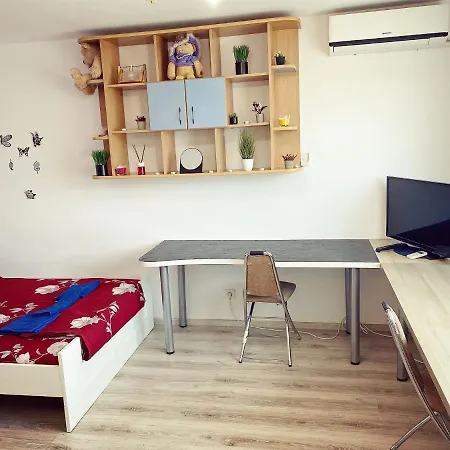 Апартаменти Ianis